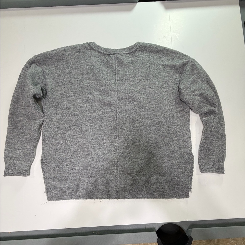 Lucky Brand Gray V-Neck Sweater - Picture 5 of 5